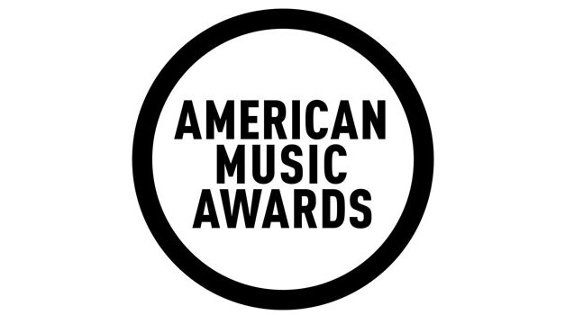 Wayne Brady hosting 2022 American Music Awards