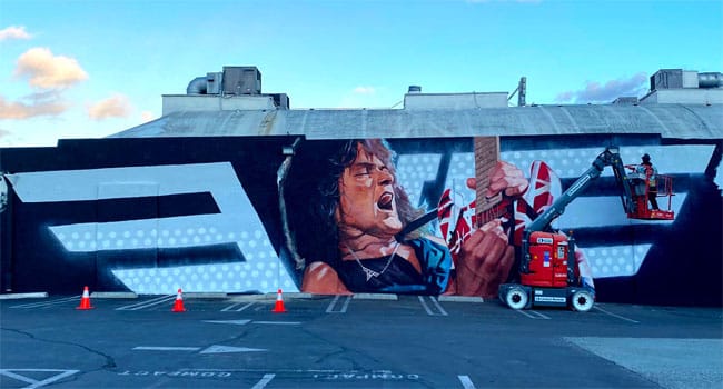 Guitar Center Hollywood unveils Eddie Van Halen mural