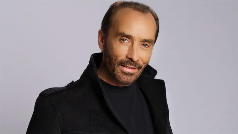 Lee Greenwood announces God Bless The USA Bible