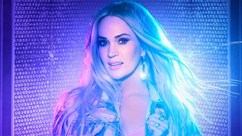 Carrie Underwood celebrates 10th consecutive career Top 10 debut