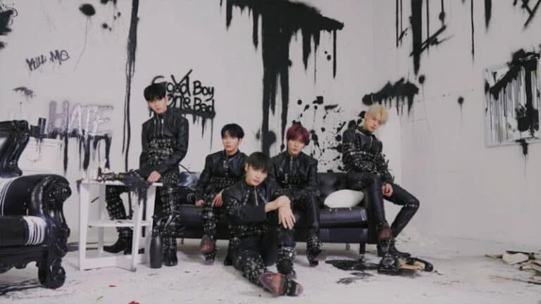 TOMORROW X TOGETHER previews fourth EP