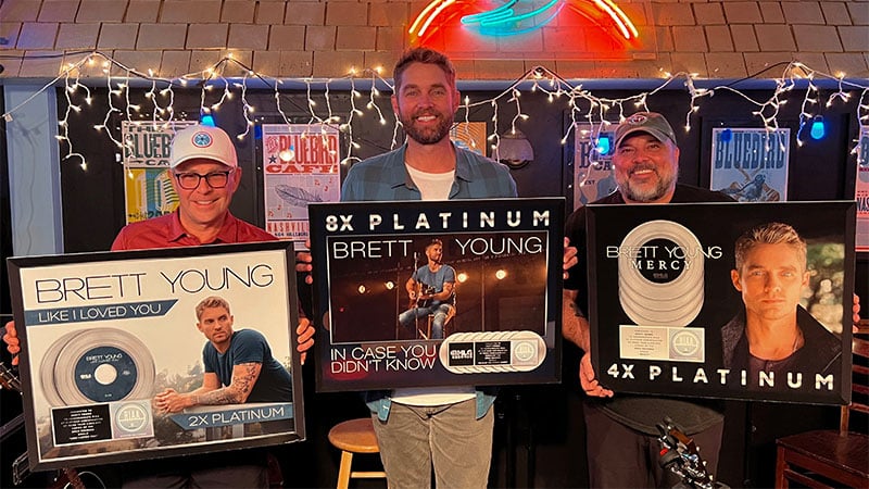 Brett Young ‘In Case You Didn’t Know’ certified 8x Platinum