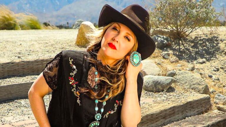 Sunny Sweeney releases ‘Easy As Hello’
