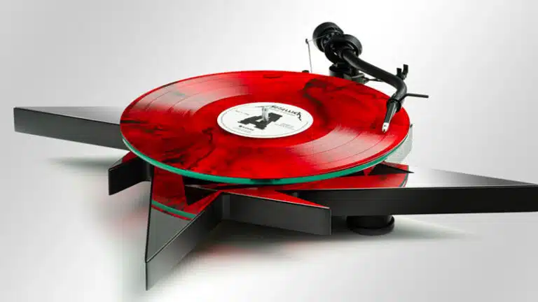 Metallica announces Ninja Star turntable