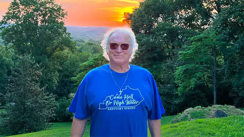 T Graham Brown, Halfway to Hazard hosting Kentucky flood telethon