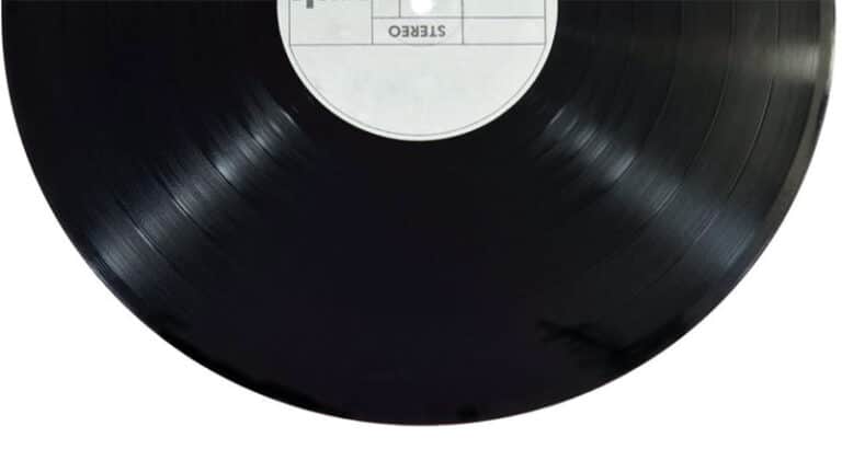 Choosing the right music for online casino