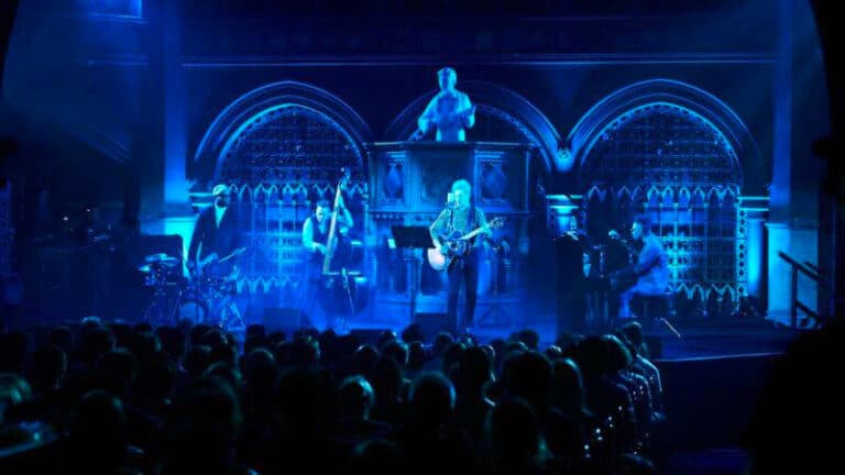 Jack White announces two special acoustic shows