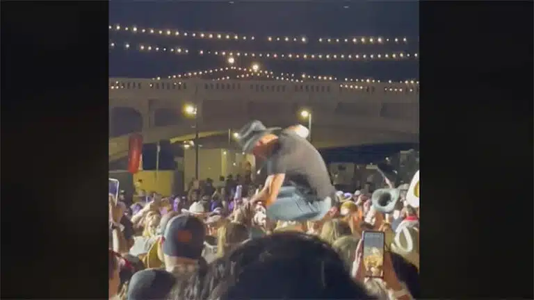 Tim McGraw falls off stage during Arizona show