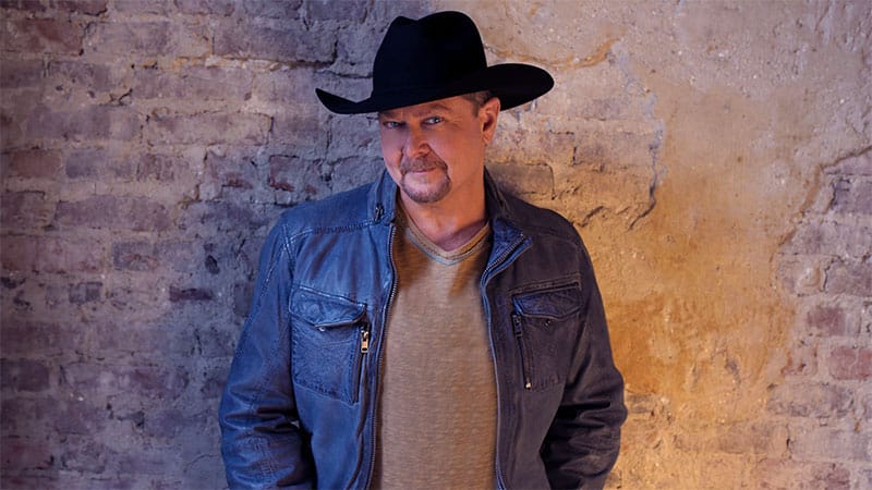 Tracy Lawrence shares ‘Pretty Dang Good’