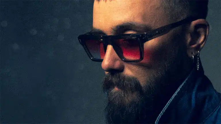 Elvie Shane releases ‘Blue Christmas’