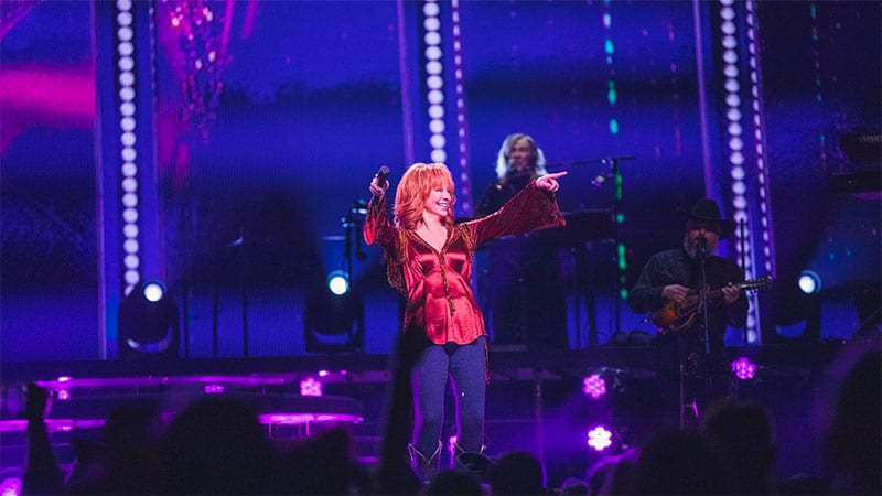 Reba honored at sold out Nashville show