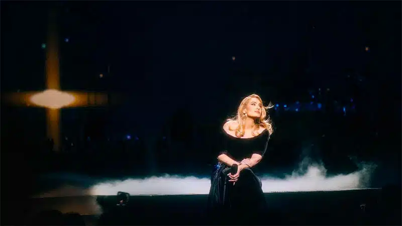 Adele adds two New Years Eve weekend residency shows
