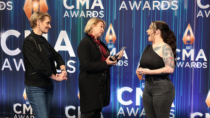 Ashley McBryde receives 2022 CMA International Artist Achievement Award