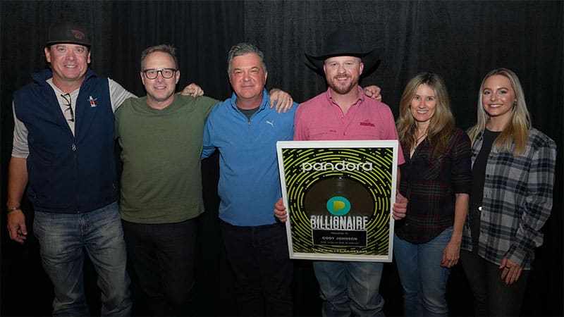 Cody Johnson awarded with Pandora’s Billionaires plaque