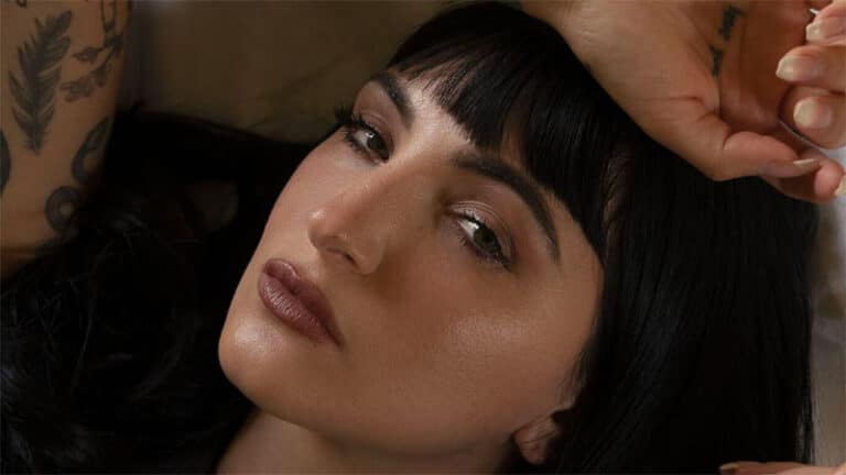 Julia Michaels returns with ‘Sorry To Me Too’