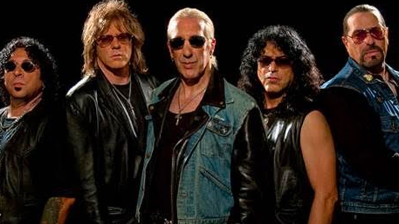 Twisted Sister performing at Metal Hall of Fame induction