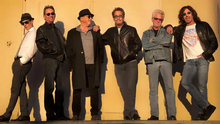 Primary Wave acquires Huey Lewis catalog
