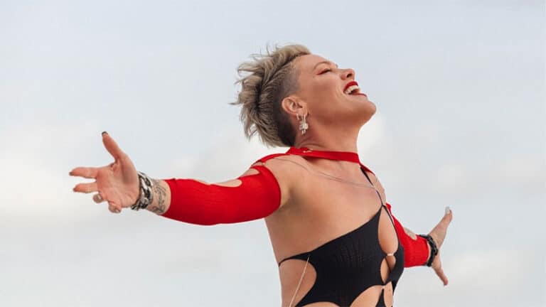 Pink postpones Tacoma concerts over family medical emergency