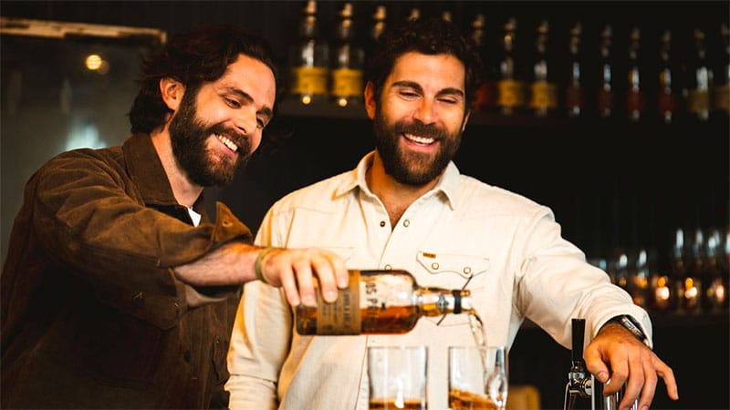 Thomas Rhett expands tequila line with Añejo Tequila