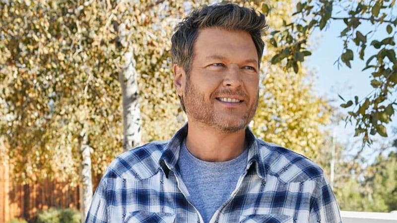 Blake Shelton, Lands’ End launch first spring collection