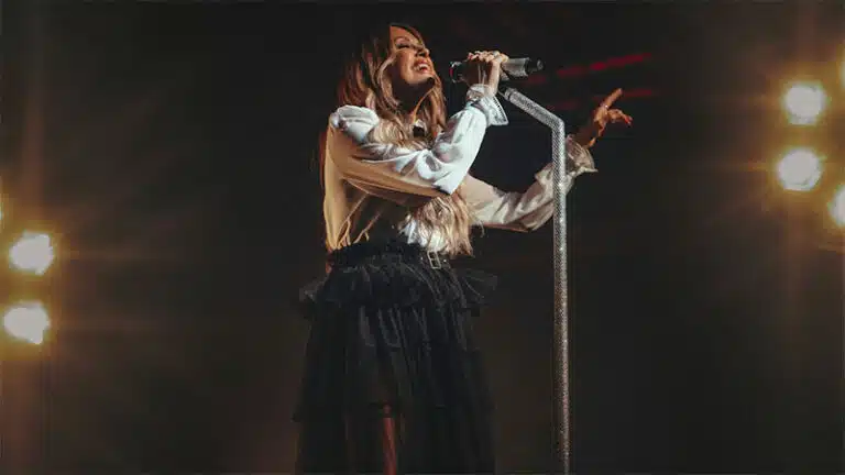 Carly Pearce announces live album