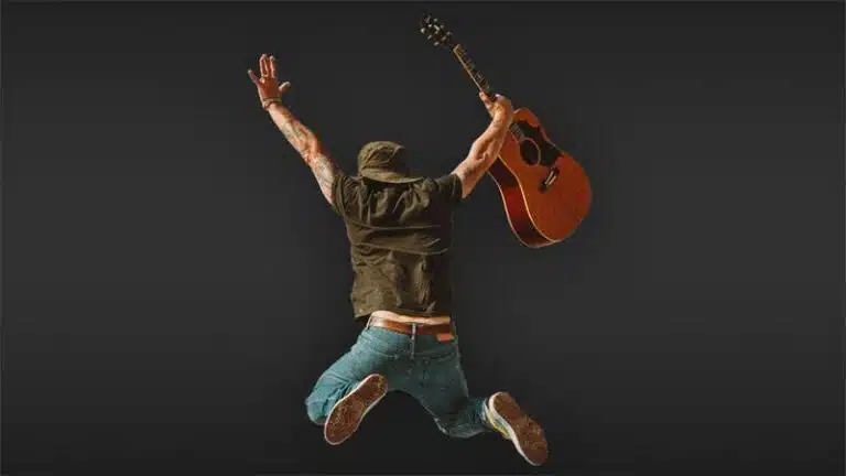 Chris Shiflett releases ‘Black Top White Lines’