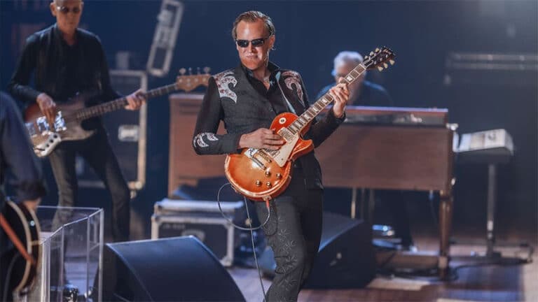 Joe Bonamassa announces 2023 fall tour