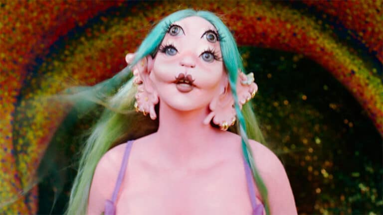 Melanie Martinez celebrates ‘Portals’ Billboard 200 No 2 debut