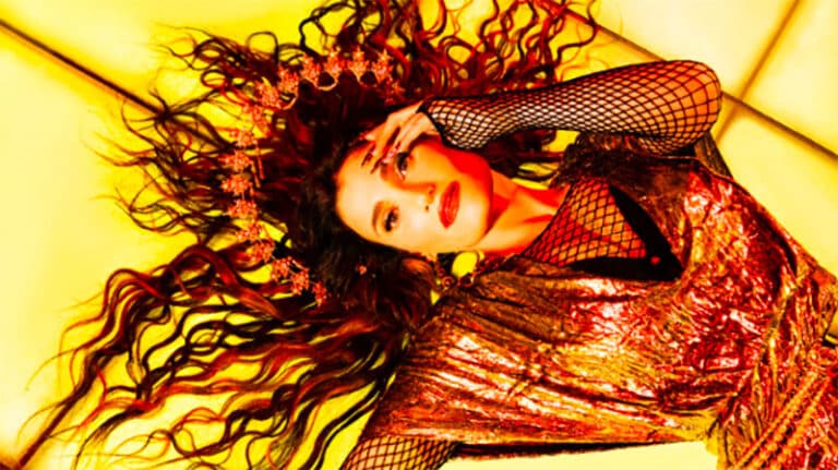 Idina Menzel releases ‘Move’