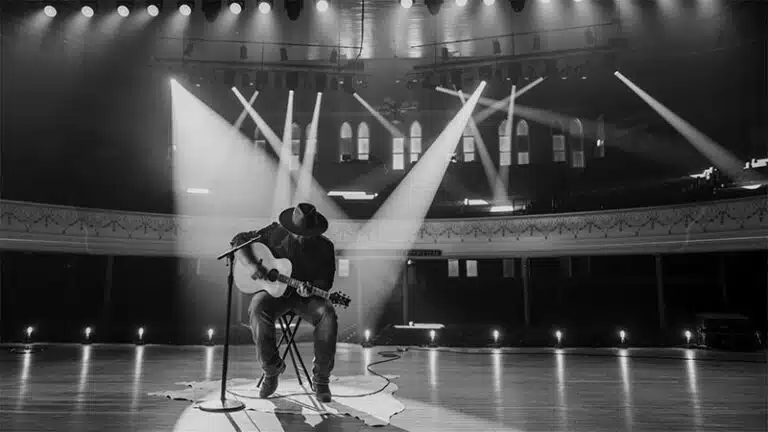 Larry Fleet sets first-ever Nashville headlining show