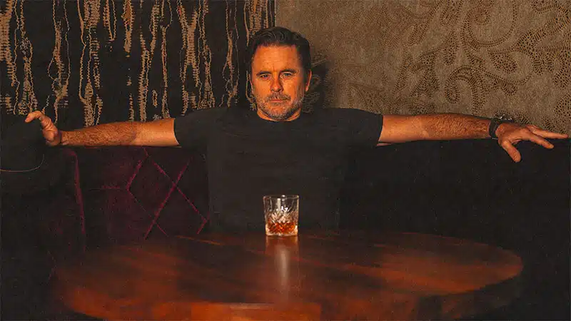 Charles Esten announces new single during headlining Nashville club show