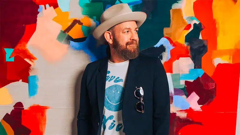 Kristian Bush reveals ‘Drink Happy Thoughts’ EP