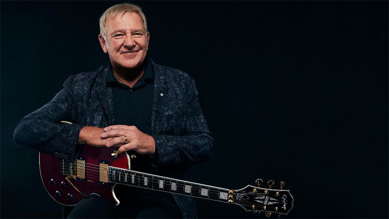 Epiphone releases Alex Lifeson Les Paul Custom Axcess
