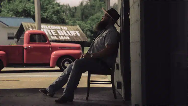 Larry Fleet drops four new songs