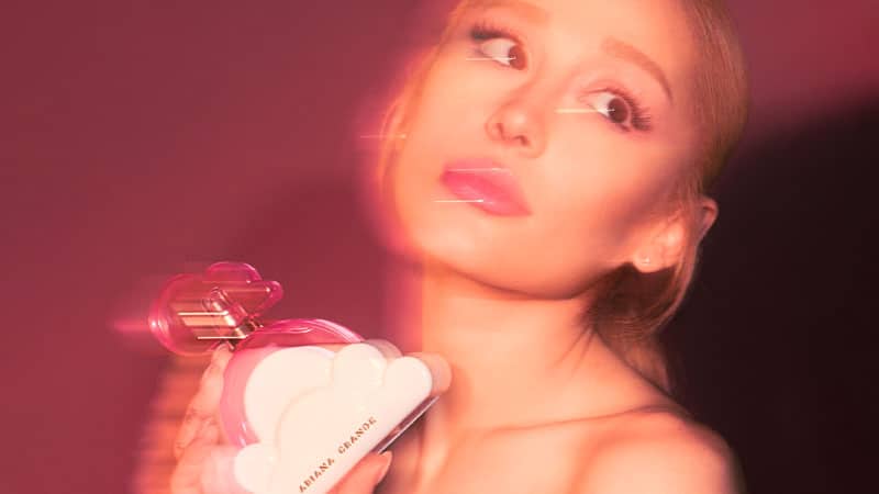 Ariana Grande Debuts Cloud Pink Perfume The Music Universe