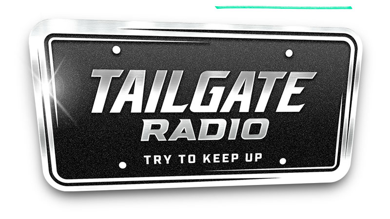 Garth Brooks launches Tailgate Radio with TuneIn