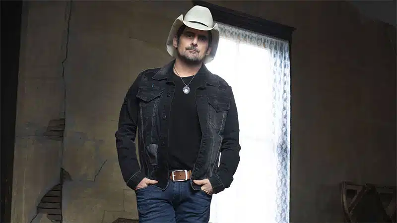 Brad Paisley to premiere two new videos during livestream