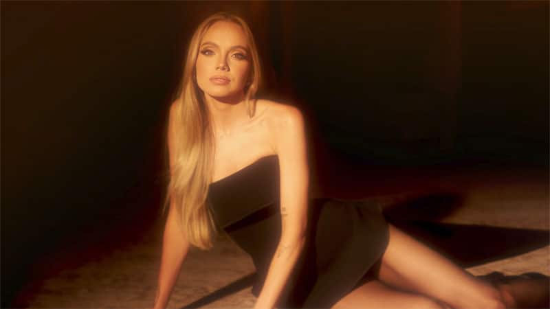 Danielle Bradbery ponders on 'The Day That I'm Over You'