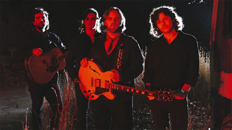 Ernest announces ‘Unplugged’ live album