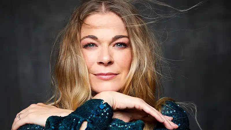 LeAnn Rimes announces 2023 holiday tour