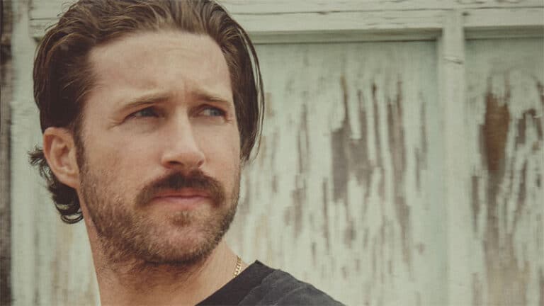 Riley Green celebrates new album with charity show