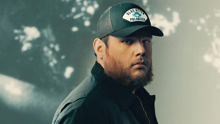 Luke Combs breaks stadium attendance records with Growin Up and Gettin’ Old trek Luke Combs breaks stadium attendance records with Growin Up and Gettin’ Old trek