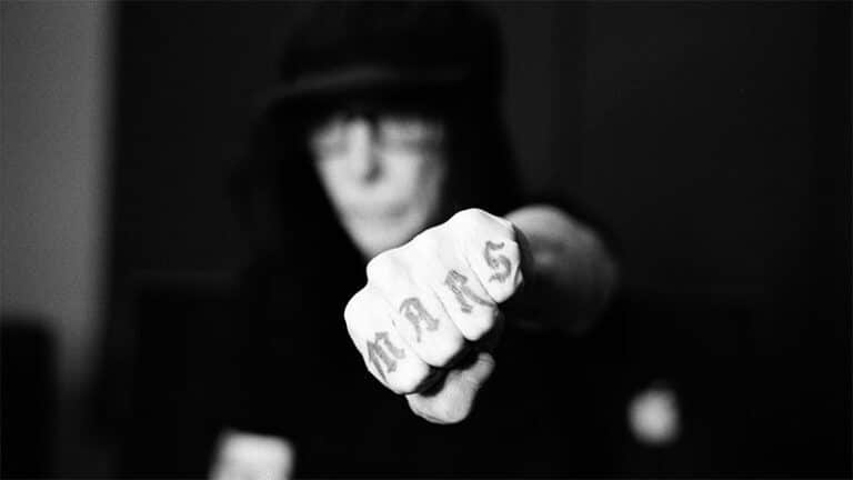 Mick Mars shares ‘Right Side of Wrong’