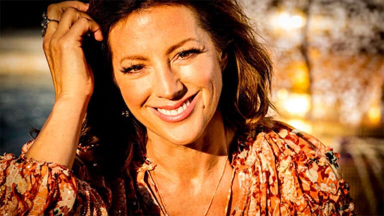 Sarah McLachlan announces Fumbling Towards Ecstasy 30th Anniversary Tour