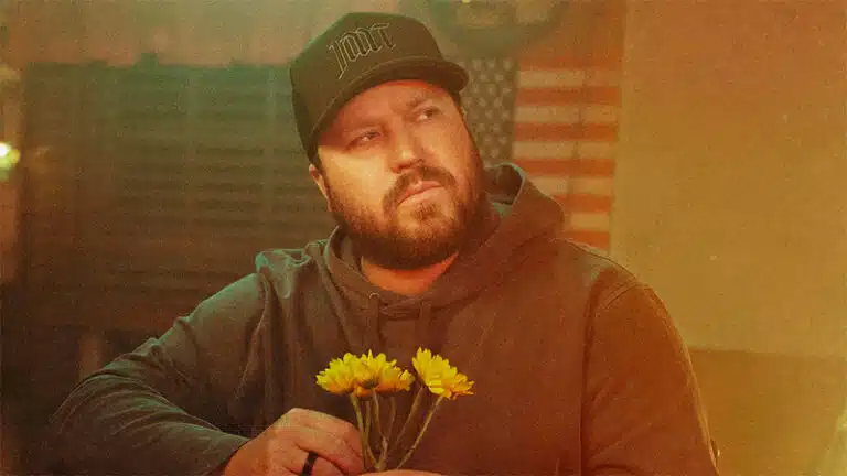 Mitchell Tenpenny shares ‘Breaking My Heart’