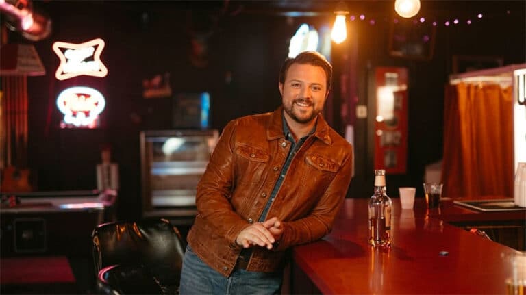 Walker Montgomery announces PBR Bar tour