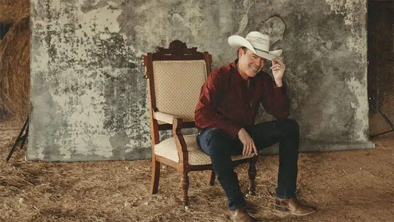 Clay Walker raises more than  million for Multiple Sclerosis research