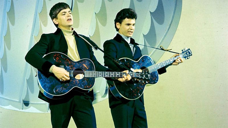 Gibson announces return of Everly Brothers J-180 guitar