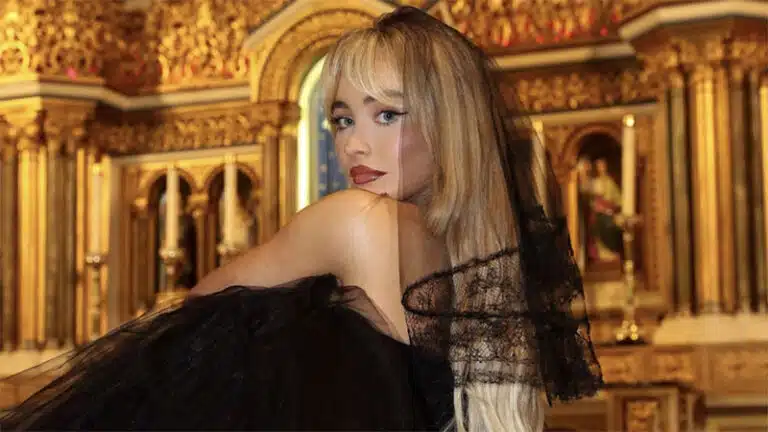 Sabrina Carpenter earns first No 1 top 40 hit