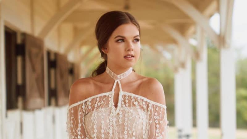 Callista Clark signs with Dreamcatcher